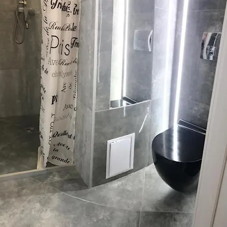 Kotlyarska Apartment Lviv